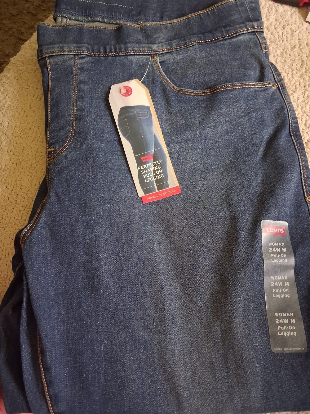 Levi's Slim Pull-On Jeans in Dark Blue